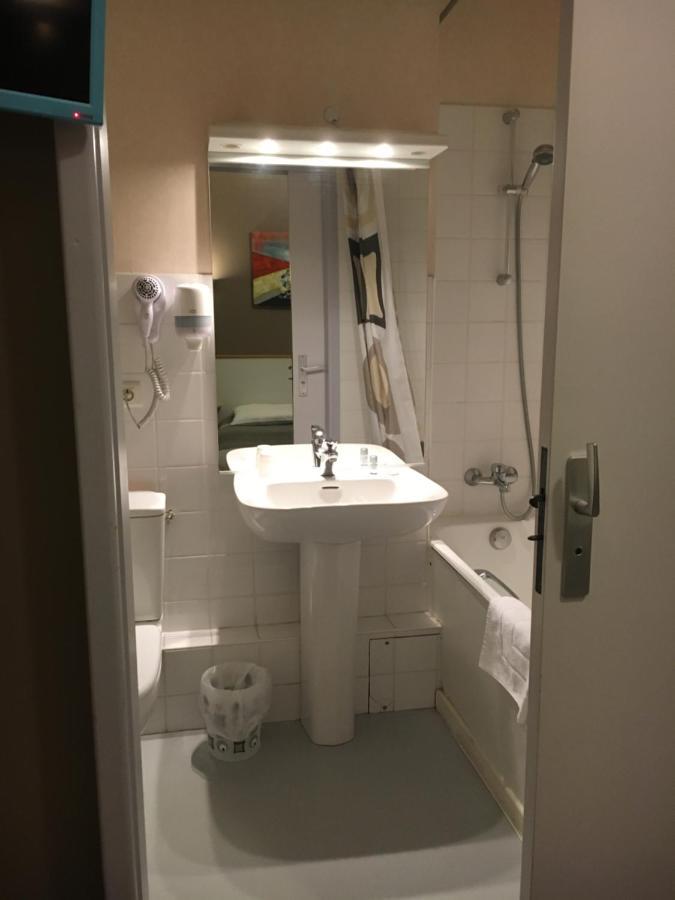 Hotel Du Centre Gueugnon Екстер'єр фото